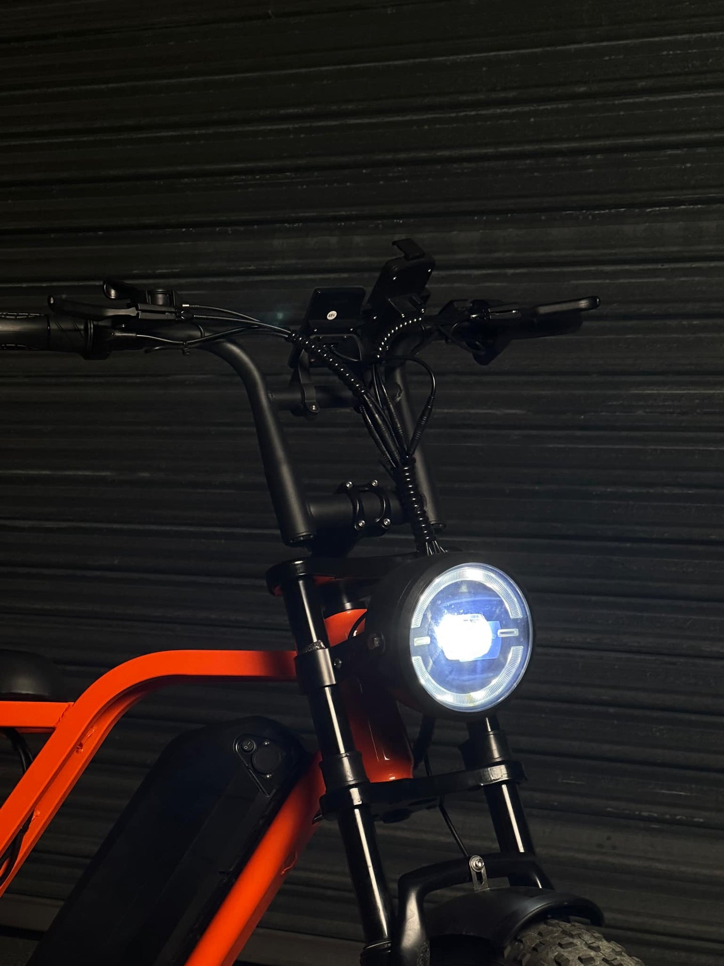 HYPER VOLT